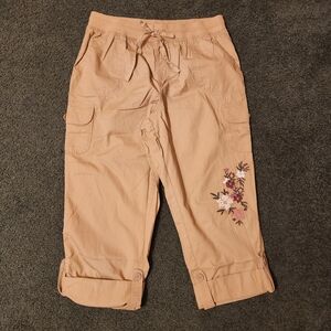 NWOT Woman Within Khaki Cargo Capri Pants Size 14P 100% Cotton Floral Embroidery